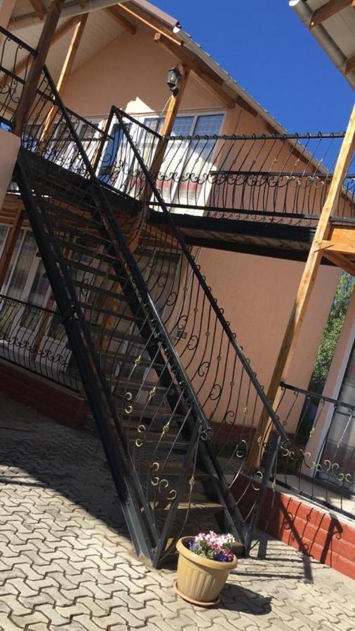 Гостевой Дом Байтик Hotel Bosteri Exterior foto